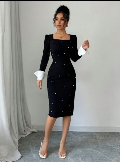 Picture of Chiquease Elegant Square Neckline