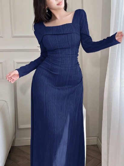 Picture of Feyla women's dress with square collar