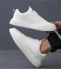 Picture of حذاء رياضي أبيض