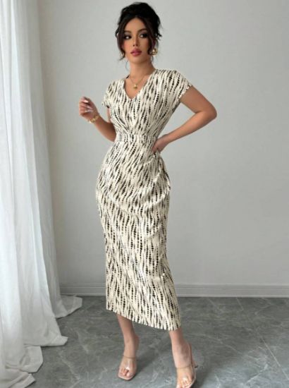 Picture of Women's Vintage Dress – Casual, Elegant, fitted