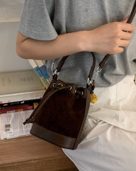 Picture of Women’s Handbag – Small & Simple | Stylish Crossbody Bag