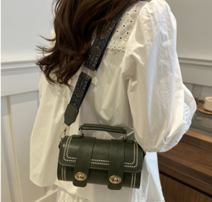 Picture of Women’s Handbag – Buckle Design | Shoulder & Crossbody, Stylish & Versatile