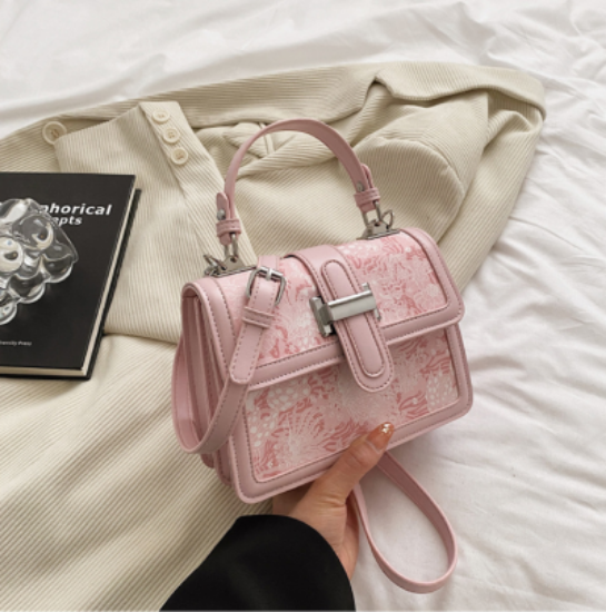 Picture of Women’s Crossbody Bag – Spring Collection | High-End, Fashionable & Versatile