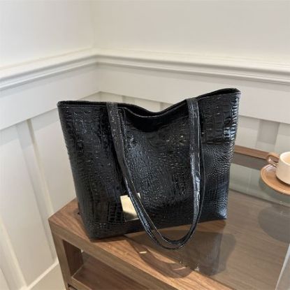 Picture of New Women’s Bag – Large-Capacity Handheld Shoulder & Crossbody Crocodile Pattern Fashion Bag