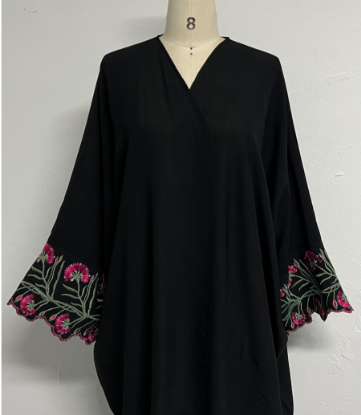 Picture of Ladies’ Embroidered Fashion Robe