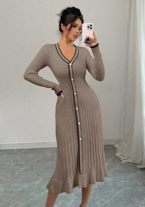 Picture of Women’s Knitted Dress – Tailored Fit, Everyday Elegance