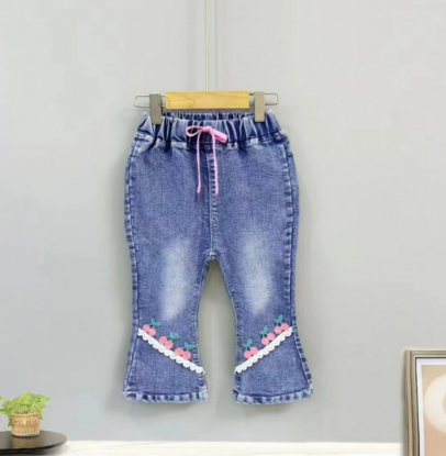 Picture of Girls’ Spring & Autumn Patterned Decorative Jeans – Random Style Delivery